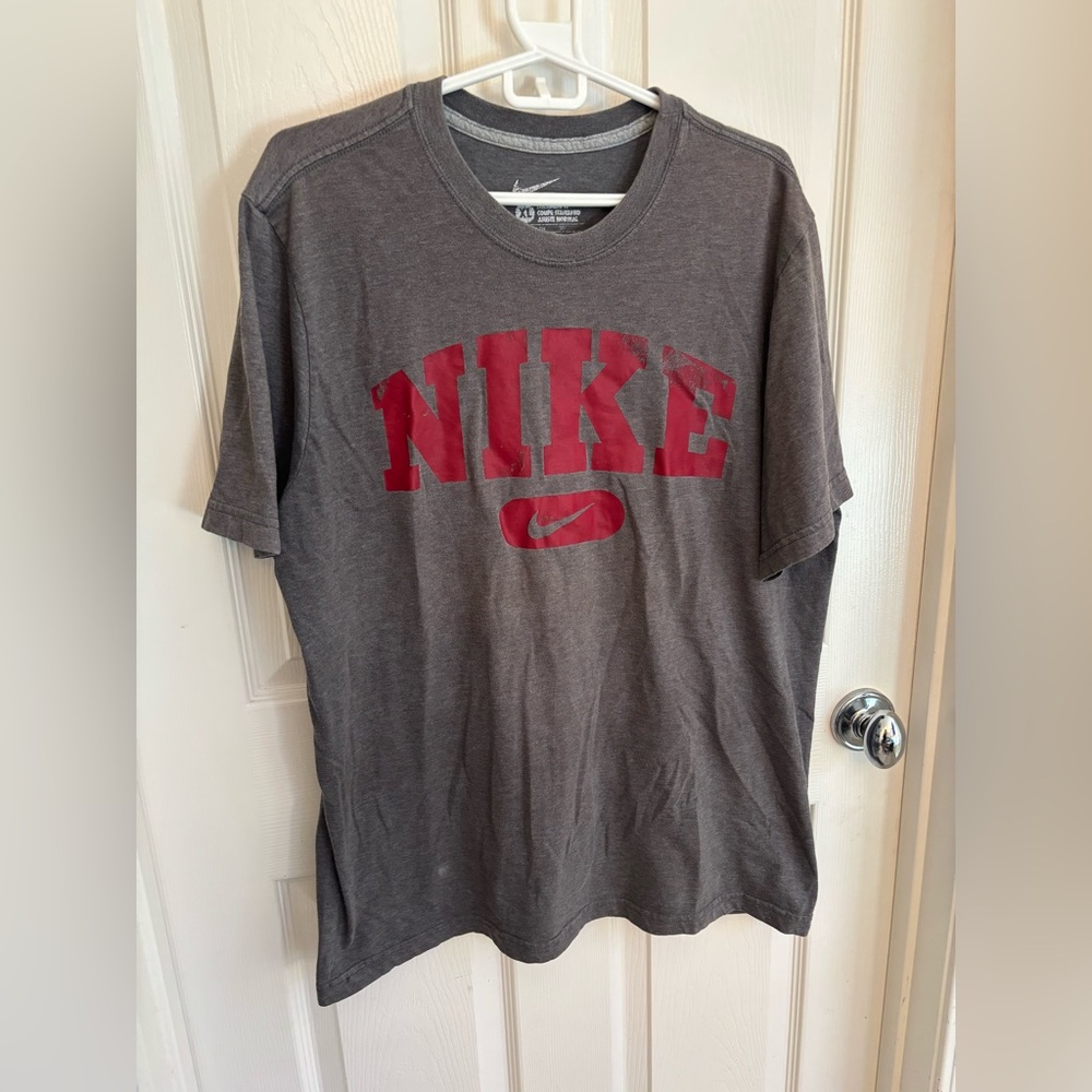 Nike Men's Charcoal Short-Sleeve Tee with Red Logo Size X Large